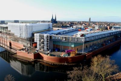 foto: Winkelcentrum + woningen